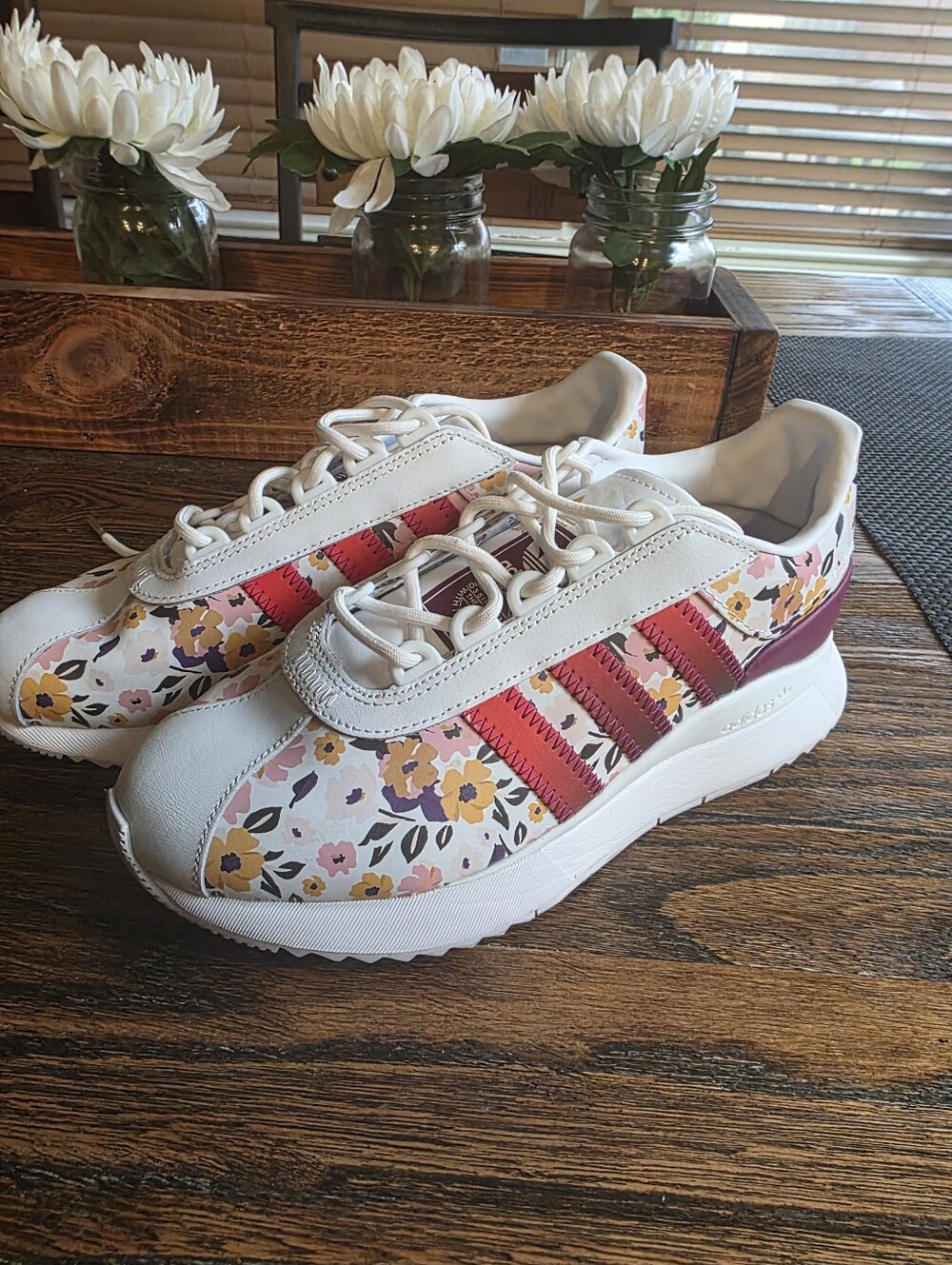 Adidas sneakers - Picture 6 of 6
